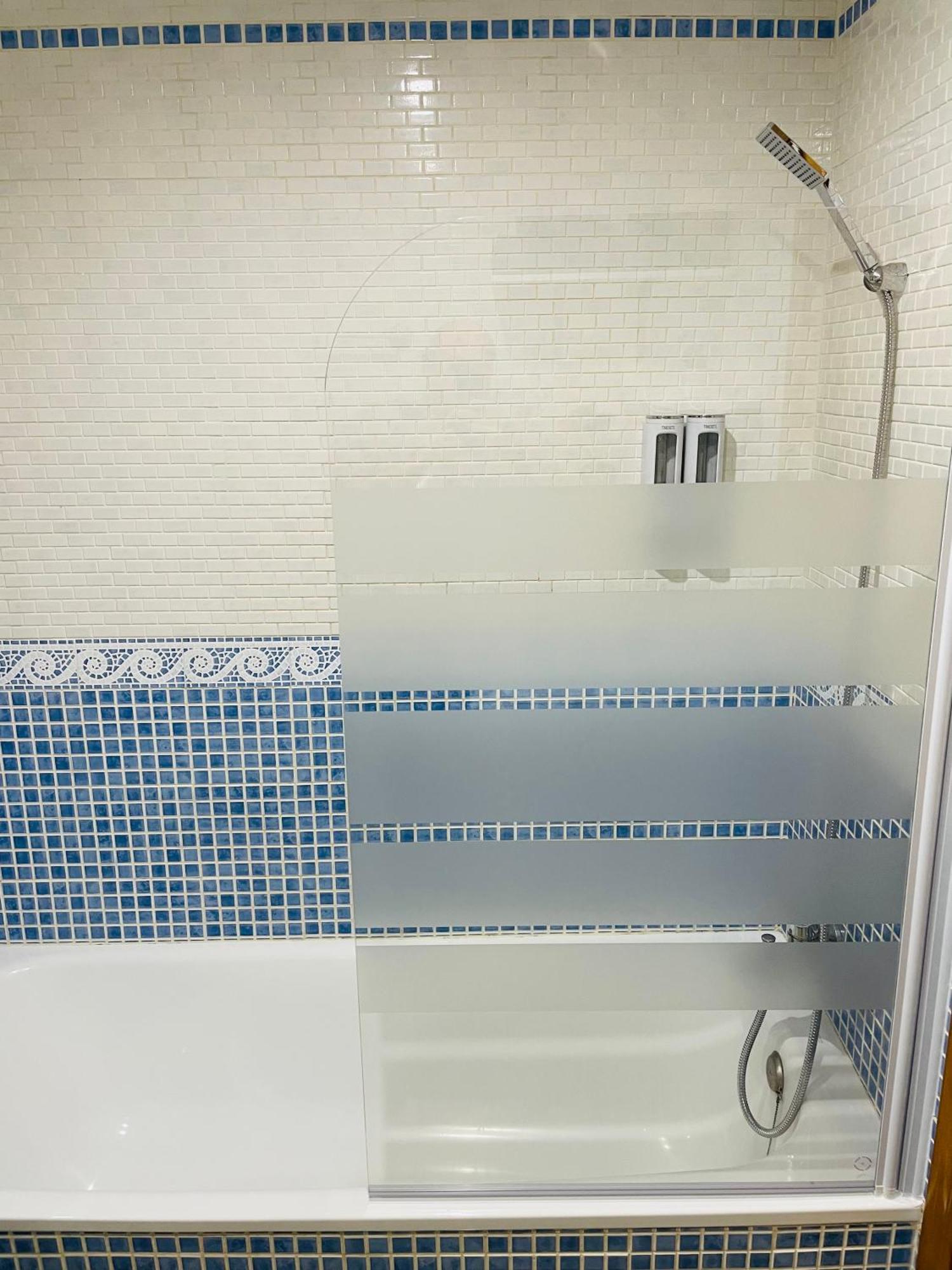 Precioso apartamento moderno y con piscina Torremolinos Bagian luar foto