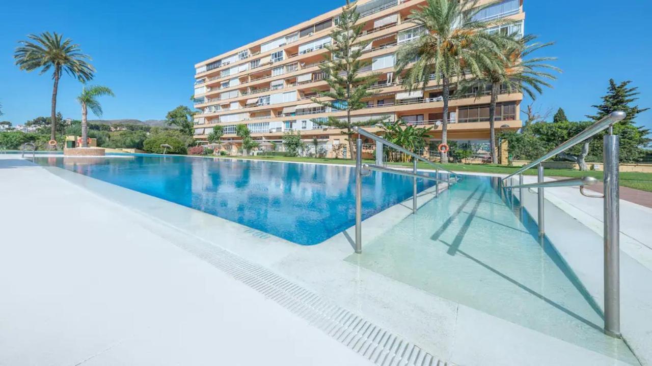 Precioso apartamento moderno y con piscina Torremolinos Bagian luar foto
